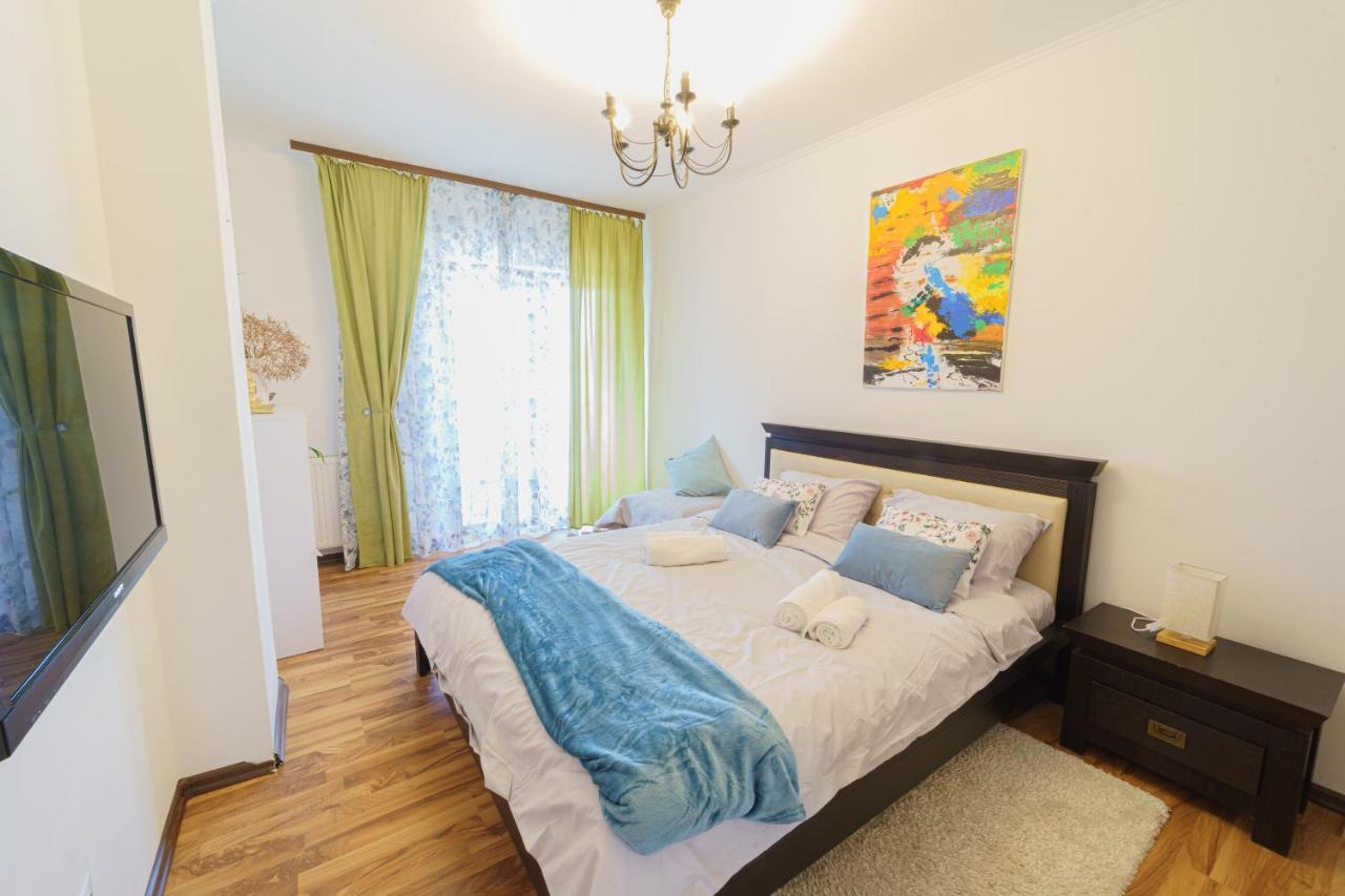 5* Mansion In City Center Kluż-Napoka Zewnętrze zdjęcie